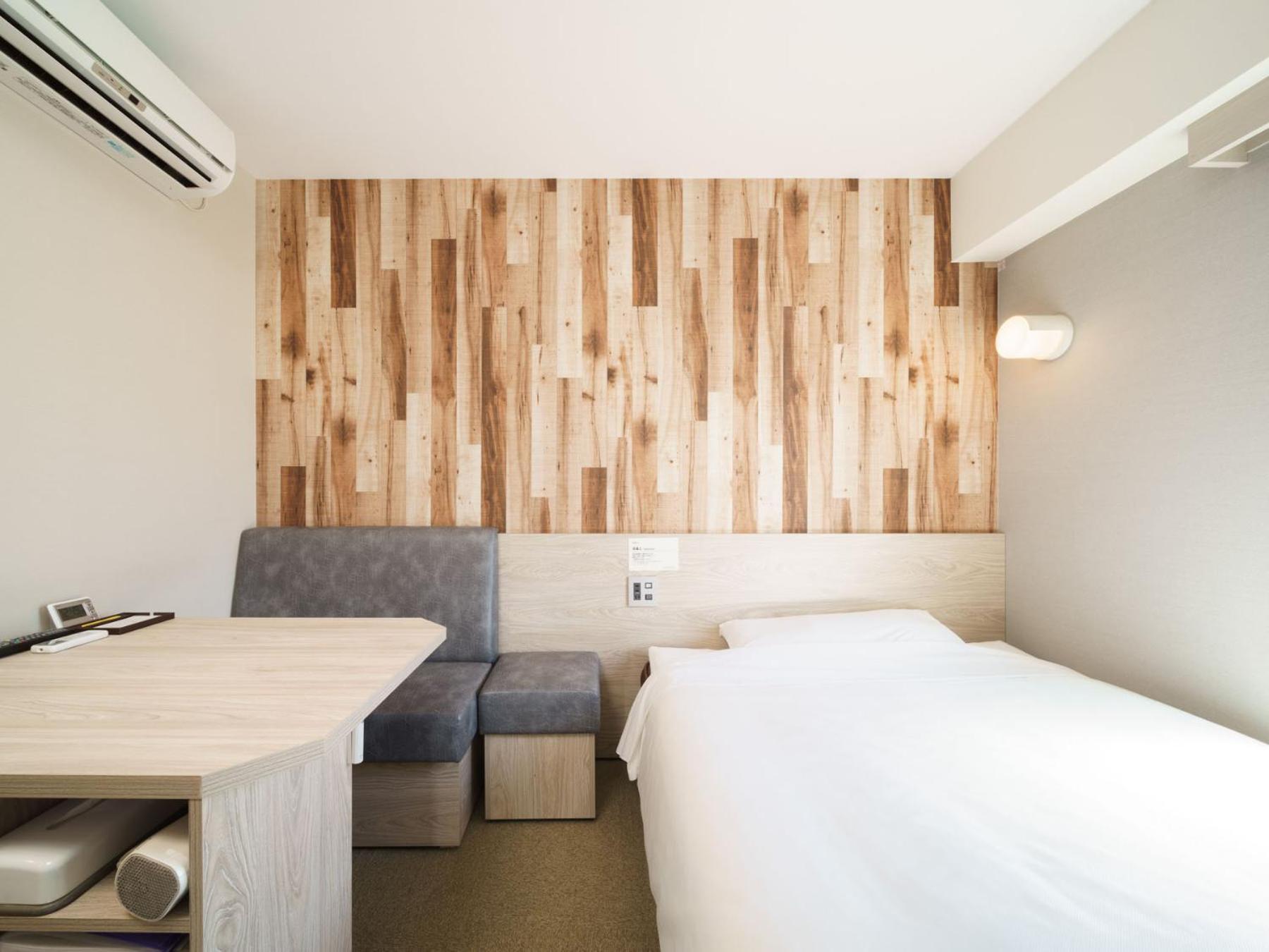 Super Hotel Chiba Ekimae Exterior photo